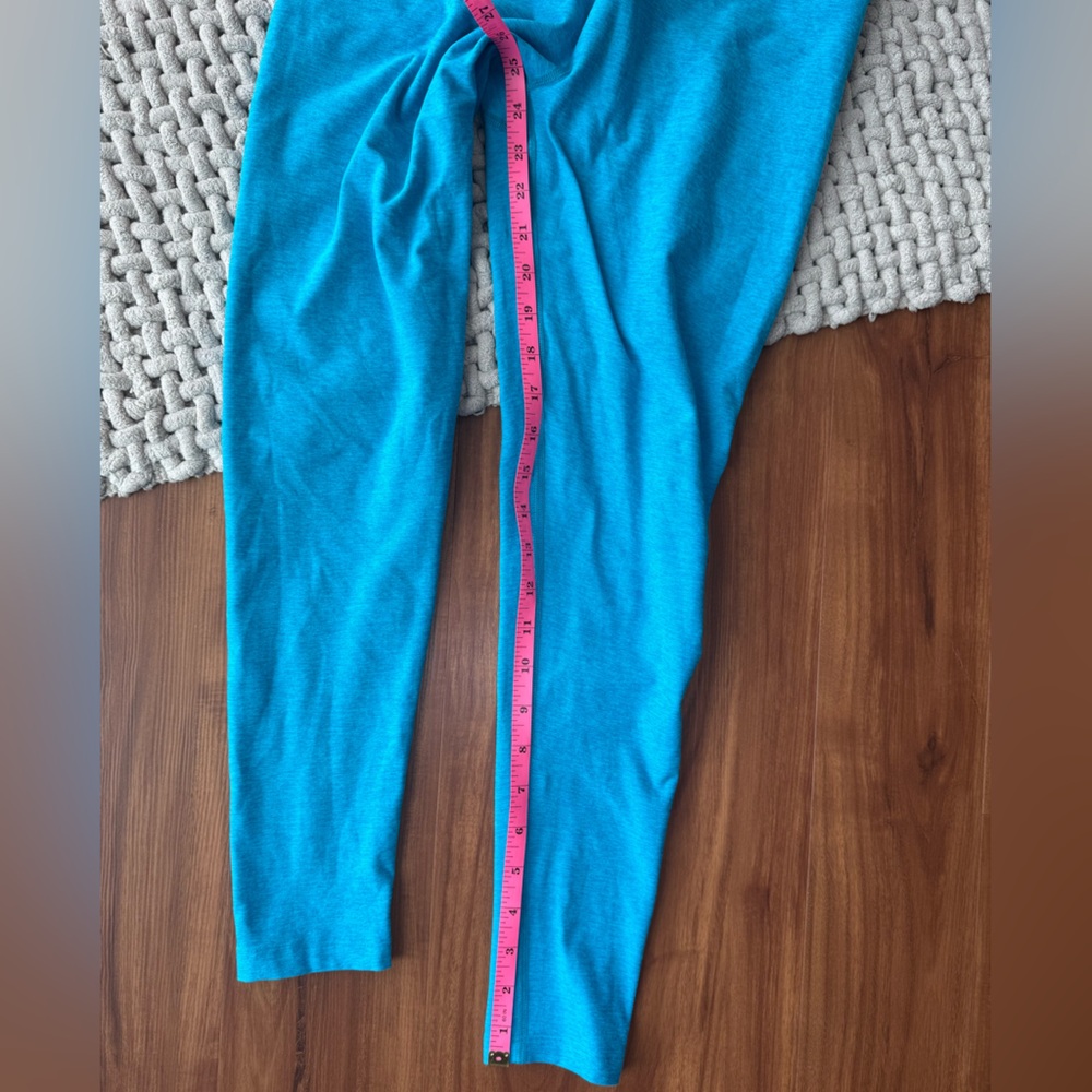 Beyond Yoga | Spacedye Caught in the Midi Leggings in Blue Glow Heather | Medium - Picture 10 of 10